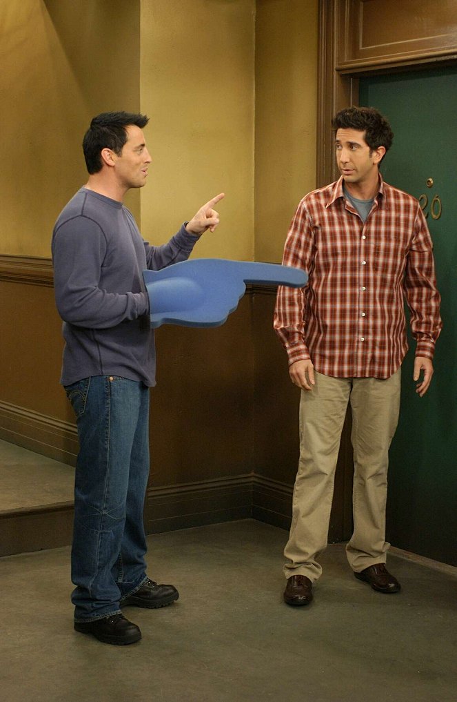 Friends - The One with the Late Thanksgiving - Photos - Matt LeBlanc, David Schwimmer