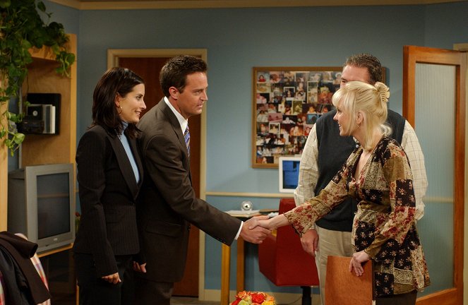 Friends - The One with the Birth Mother - Photos - Courteney Cox, Matthew Perry, Anna Faris