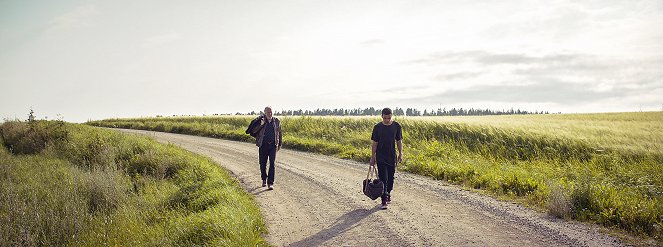 Saattokeikka - Filmfotók - Heikki Nousiainen, Noah Kin