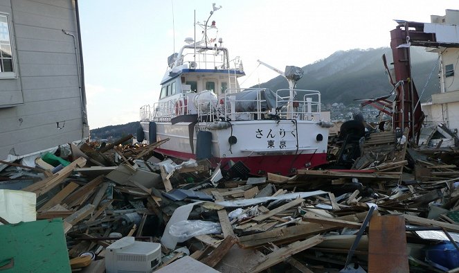 Japan Tsunami: How It Happened - Photos