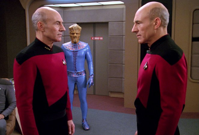 Star Trek: The Next Generation - Season 3 - Allegiance - Photos - Patrick Stewart