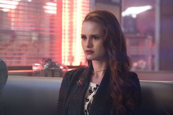 Riverdale - Hoofdstuk 7: In a Lonely Place - Van film - Madelaine Petsch