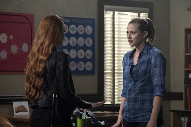 Riverdale - Chapter Seven: In a Lonely Place - Photos - Lili Reinhart