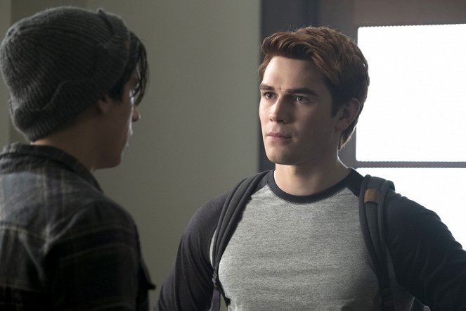 Riverdale - Chapter Seven: In a Lonely Place - Photos - K.J. Apa