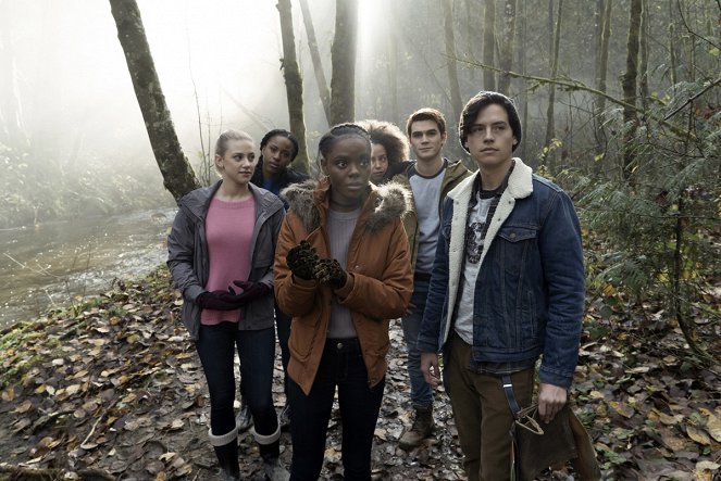 Riverdale - Hoofdstuk 7: In a Lonely Place - Van film - Lili Reinhart, Ashleigh Murray, Cole Sprouse, K.J. Apa