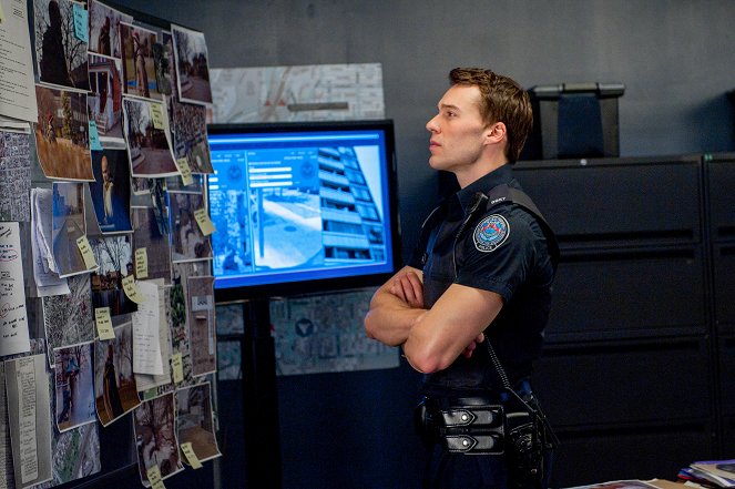 Rookie Blue - Season 4 - You Can See the Stars - Photos - Peter Mooney