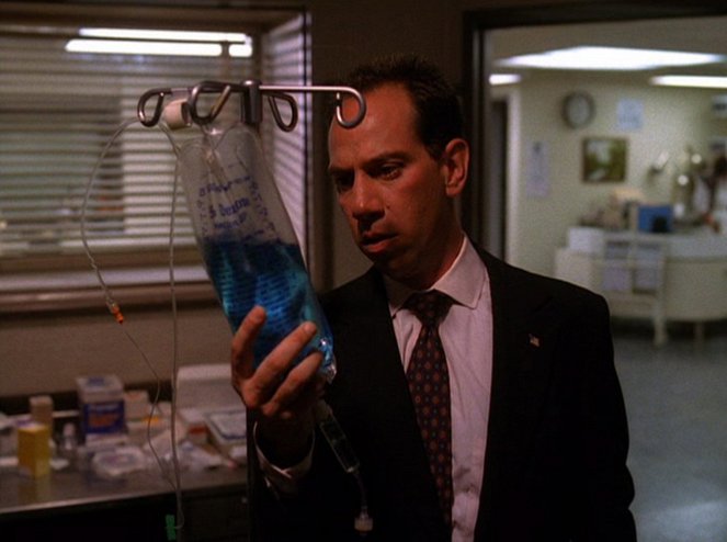 Twin Peaks - The Man Behind Glass - Photos - Miguel Ferrer