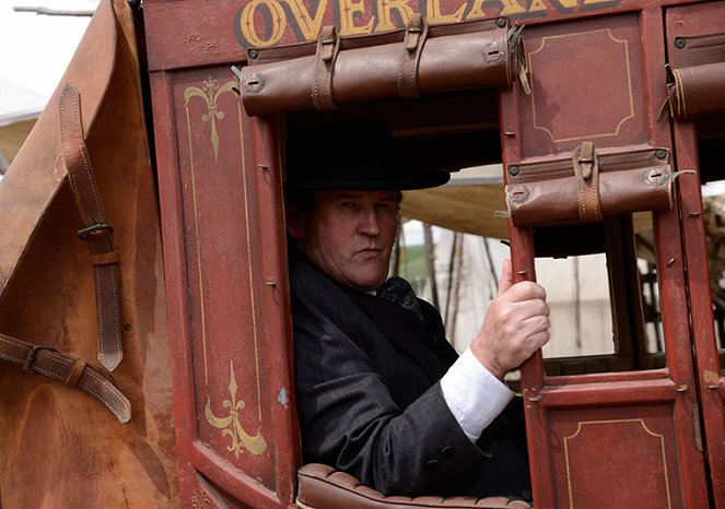 Hell on Wheels - Searchers - Do filme - Colm Meaney