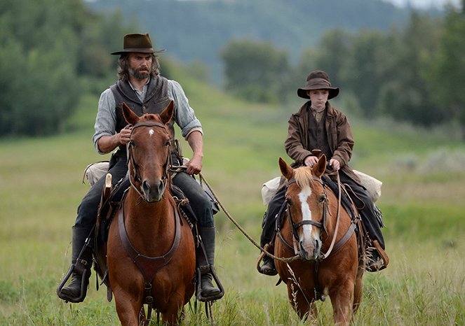 Hell on Wheels - Fathers and Sins - Photos - Anson Mount, Tayden Marks