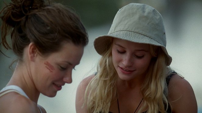 Lost - Eltűntek - A fehér nyúl - Filmfotók - Evangeline Lilly, Emilie de Ravin