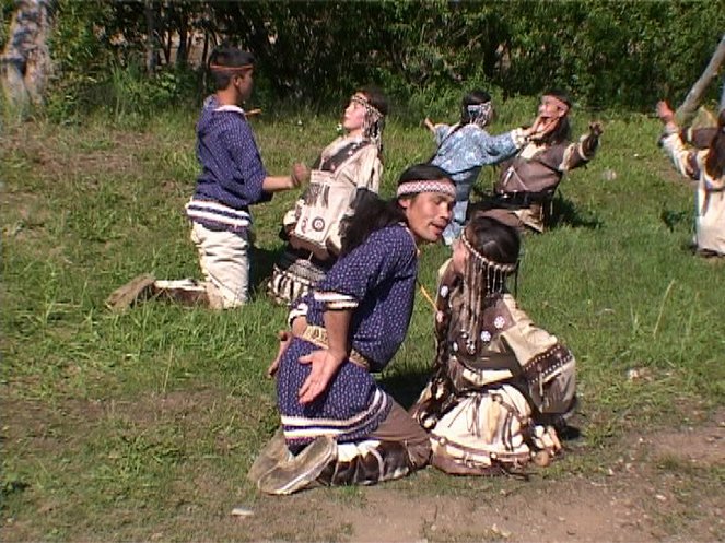 Lachse, Bären, Liebestänze - Bei den Itelmenen auf Kamtschatka - Van film