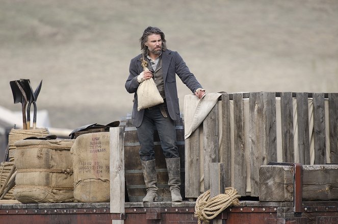 Hell on Wheels - Chicken Hill - Photos - Anson Mount