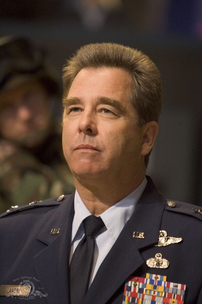 Stargate Kommando SG-1 - Das Geheimnis der Ori - Filmfotos - Beau Bridges