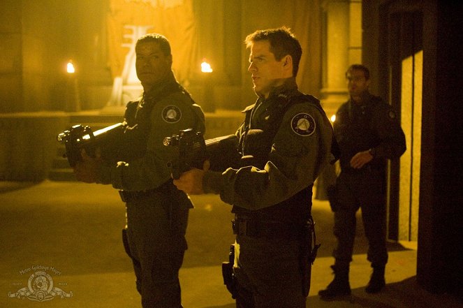 Stargate SG-1 - Season 9 - The Powers That Be - Photos - Christopher Judge, Ben Browder