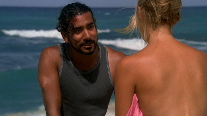 Lost : Les disparus - L'Objet de tous les désirs - Film - Naveen Andrews