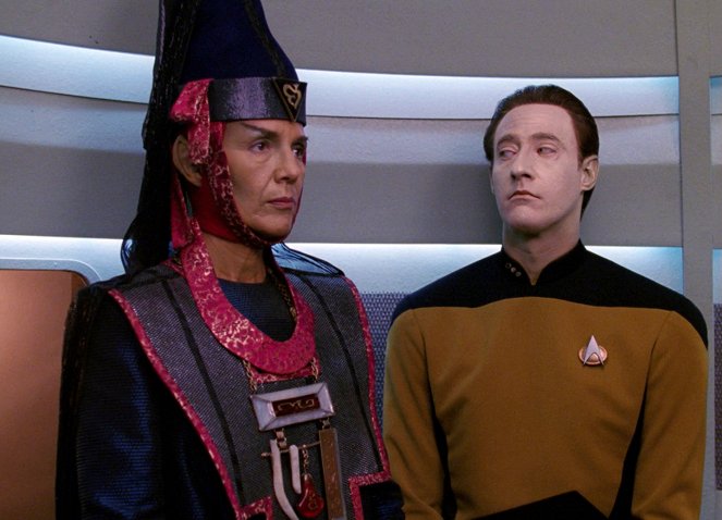 Star Trek: The Next Generation - Season 4 - Data's Day - Photos - Sierra Pecheur, Brent Spiner