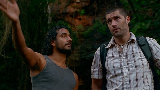 Lost - Hearts and Minds - Photos - Naveen Andrews, Matthew Fox