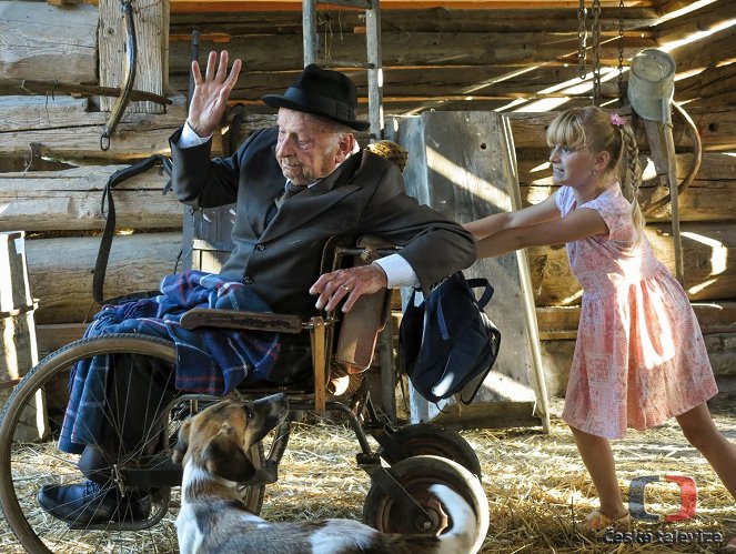 How We Brought Grandad Back to Life - Photos - Stanislav Zindulka, Daniela Byrtusová
