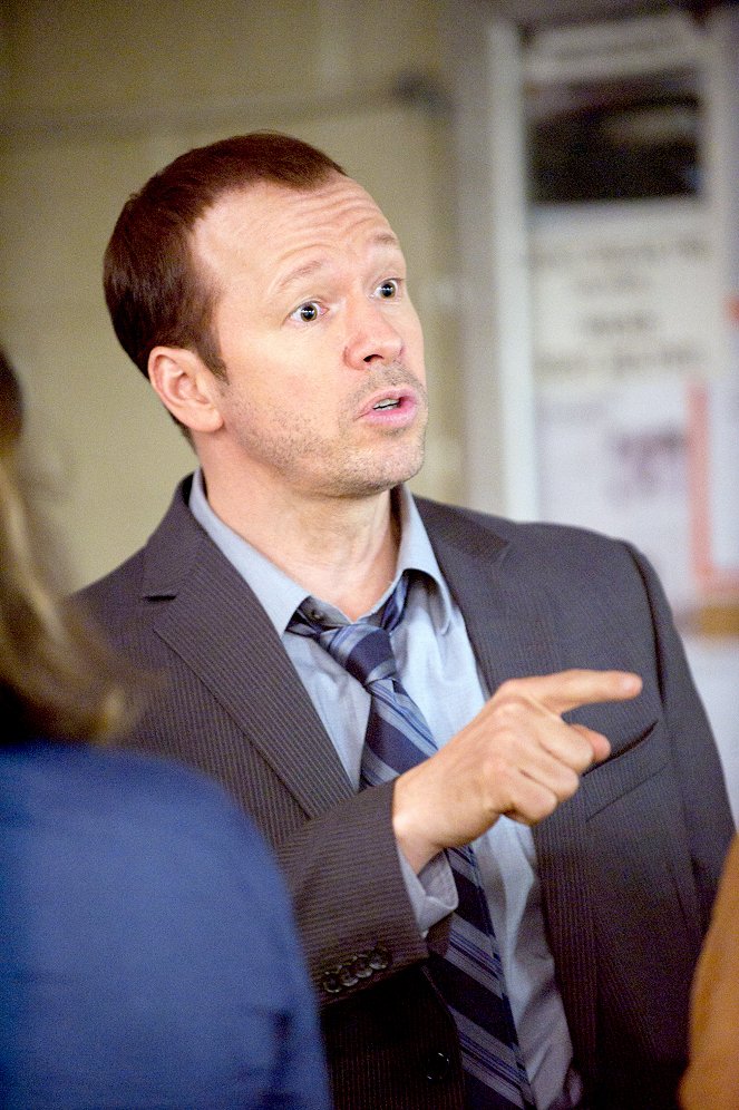 Blue Bloods - What You See - De filmes - Donnie Wahlberg