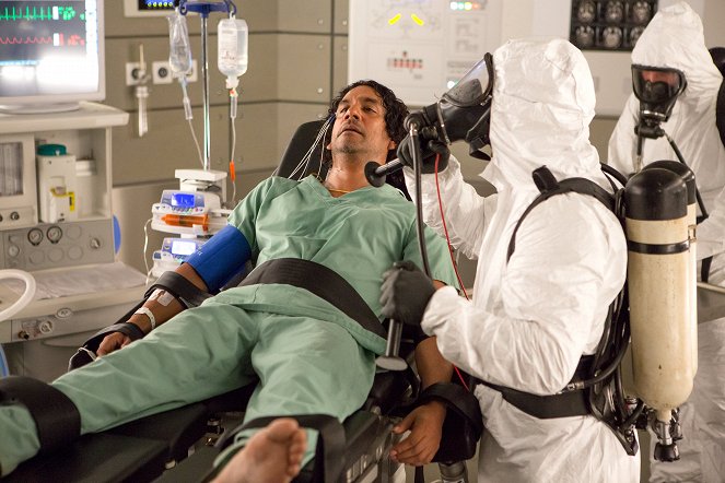 Sense8 - Season 1 - Kuvat elokuvasta - Naveen Andrews
