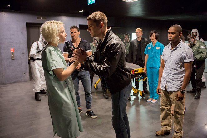 Sense8 - Season 1 - Photos - Tuppence Middleton, Miguel Ángel Silvestre, Brian J. Smith, Max Riemelt, Doo-na Bae, Aml Ameen