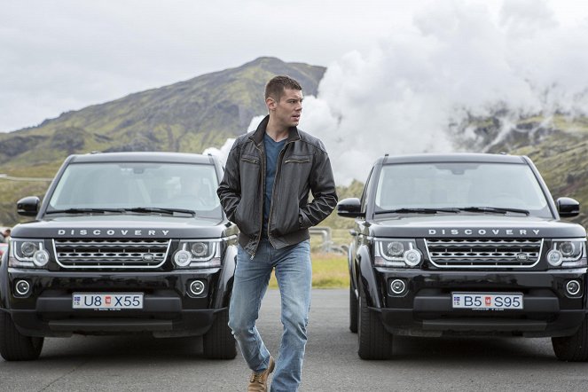 Sense8 - Season 1 - Filmfotos - Brian J. Smith