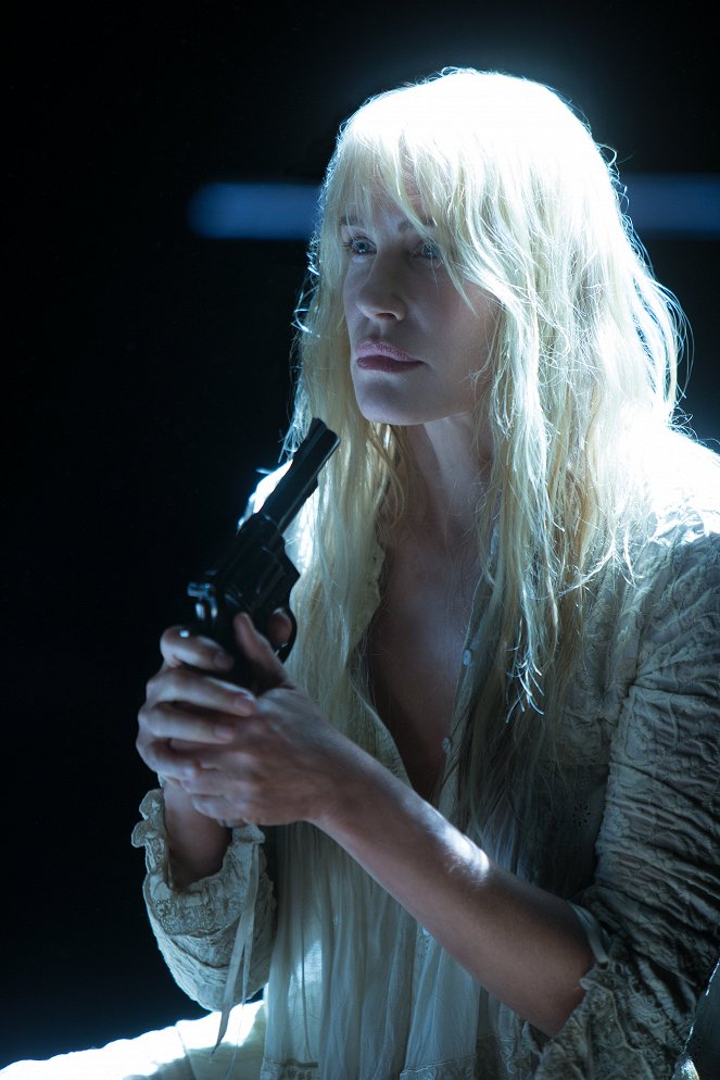 Sense8 - Season 1 - Kuvat elokuvasta - Daryl Hannah