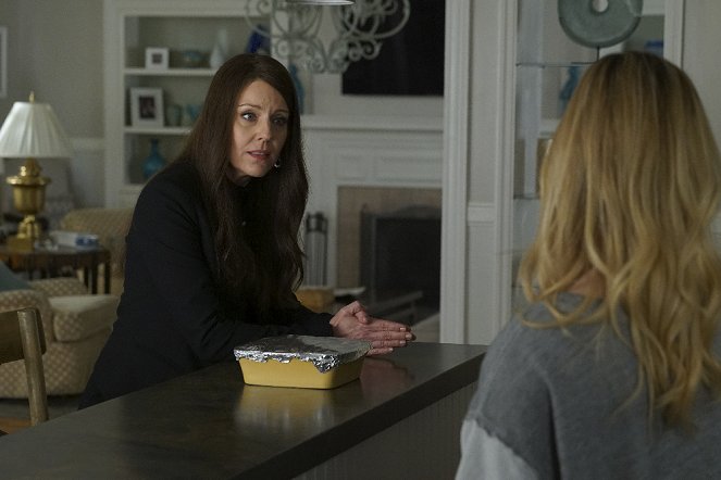 Pretty Little Liars - Along Comes Mary - Photos - Andrea Parker