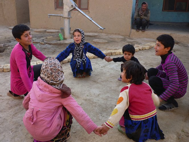 Afghanistans verkleidete Mädchen - Die Bacha Posh - Van film