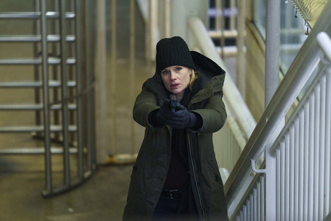 Chicago Justice - Friendly Fire - Photos - Joelle Carter