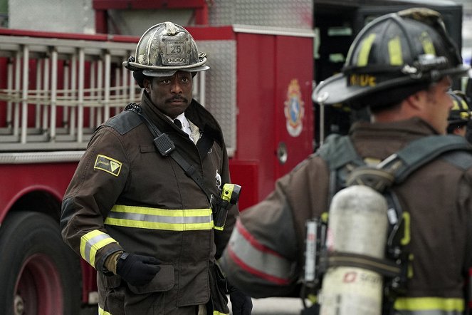 Chicago Fire - Season 5 - Nobody Else Is Dying Today - Photos - Eamonn Walker