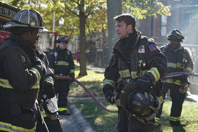 Chicago Fire - Season 5 - Who Lives and Who Dies - Photos - Jesse Spencer