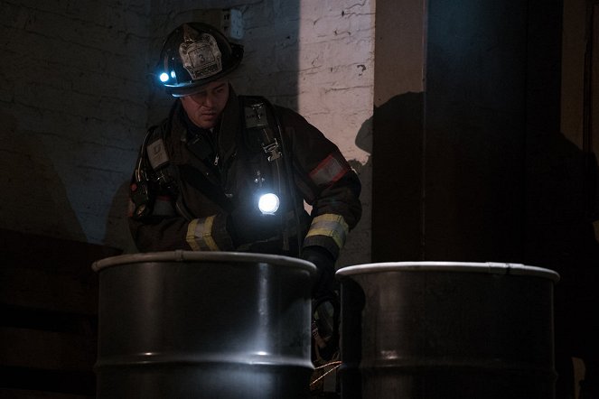 Chicago Fire - Season 5 - An Agent of the Machine - Photos - Taylor Kinney