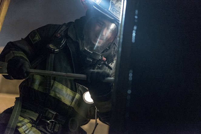 Chicago Fire - Todesfalle - Filmfotos - Taylor Kinney