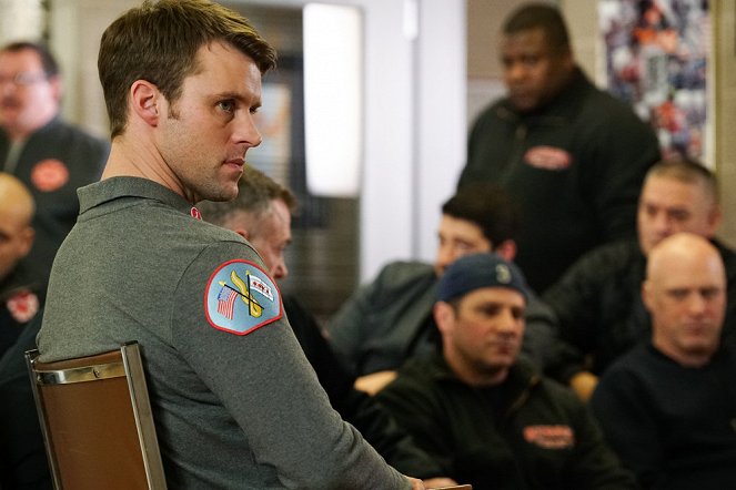 Chicago Fire - Telling Her Goodbye - Photos - Jesse Spencer