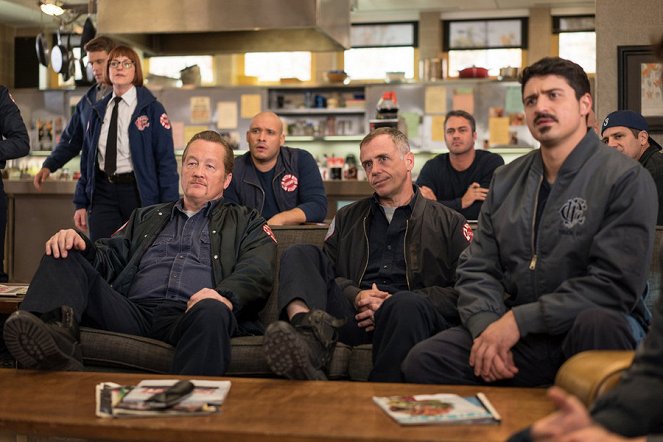 Chicago Fire - Short and Fat - Photos