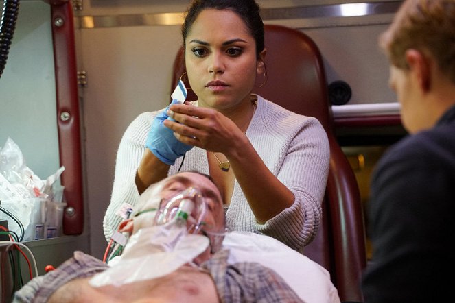 Chicago Fire - The Beating Heart - Photos - Monica Raymund