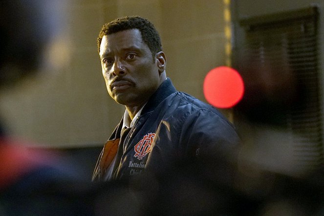 Chicago Fire - Where the Collapse Started - Photos - Eamonn Walker