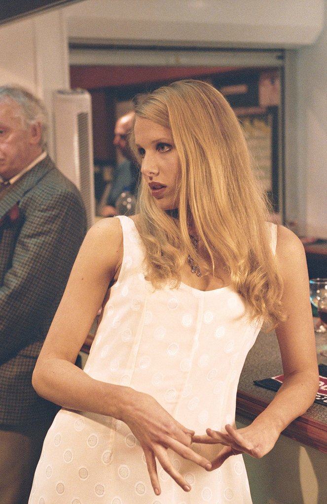 Midsomer Murders - Season 4 - Tainted Fruit - Photos - Lucy Punch
