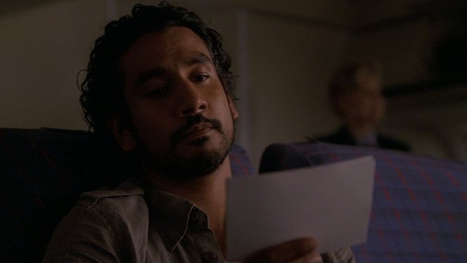 Lost : Les disparus - L'Exode (Partie 2) - Film - Naveen Andrews