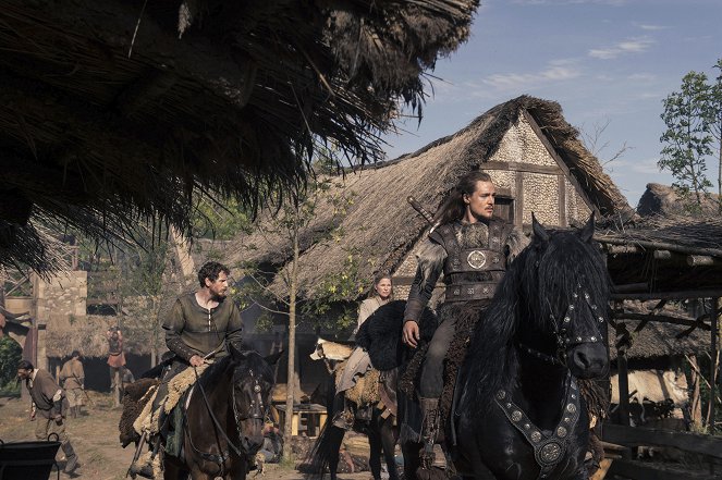 The Last Kingdom - Episode 2 - De la película - Gerard Kearns, Eva Birthistle, Alexander Dreymon