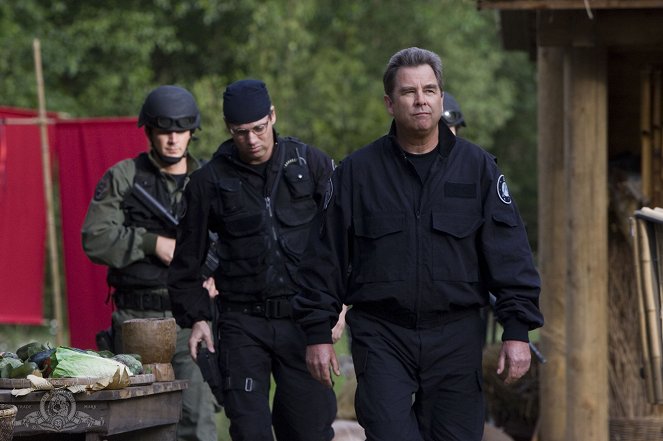 Stargate Kommando SG-1 - Die Rückkehr von Orlin - Filmfotos - Michael Shanks, Beau Bridges