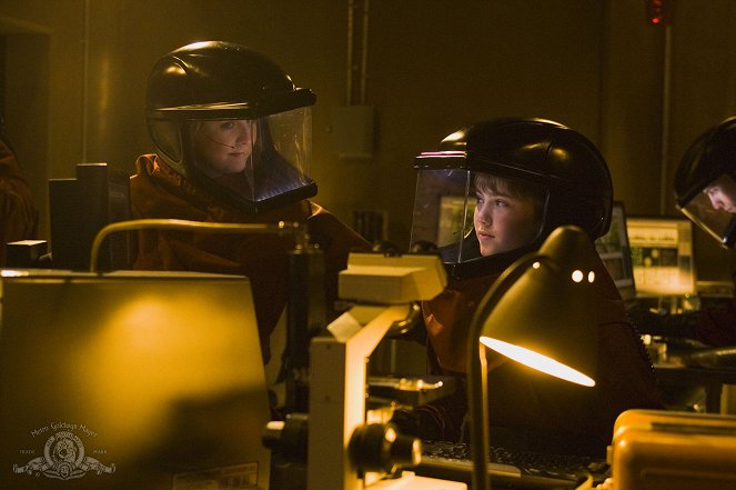 Stargate Kommando SG-1 - Die Rückkehr von Orlin - Filmfotos - Amanda Tapping, Cameron Bright