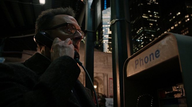 Person of Interest - The Crossing - Van film - Michael Emerson
