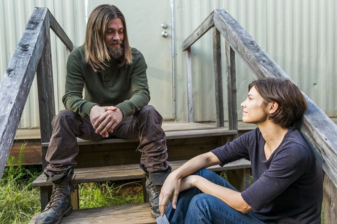 The Walking Dead - The Other Side - Photos - Tom Payne, Lauren Cohan