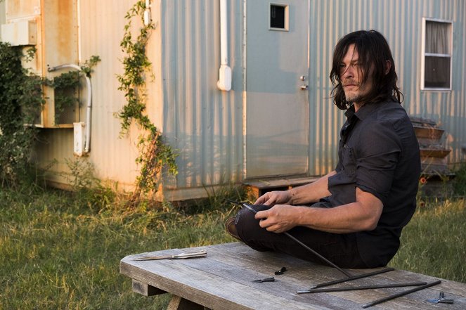 The Walking Dead - The Other Side - Photos - Norman Reedus