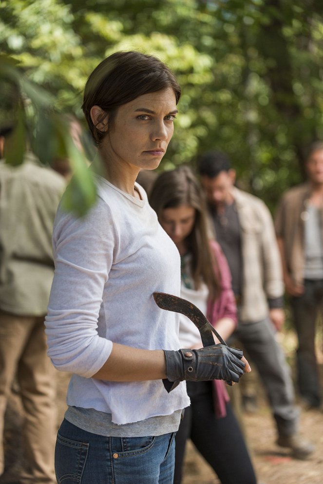 The Walking Dead - The Other Side - Photos - Lauren Cohan