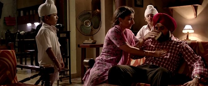 31st October - Film - Soha Ali Khan, Vir Das