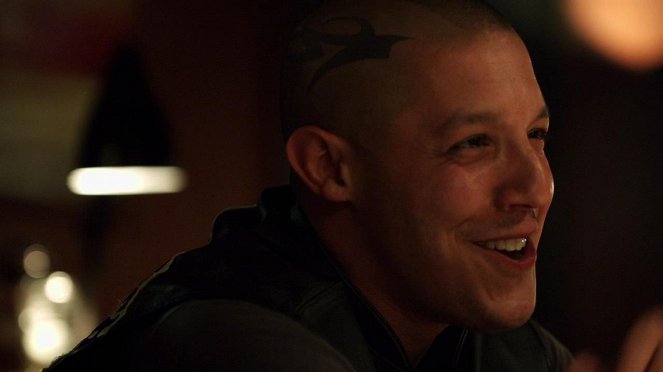 Sons of Anarchy - Pilot - Photos - Theo Rossi