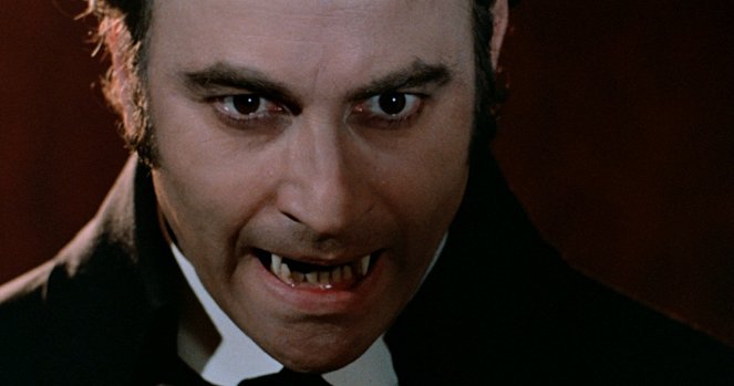 Draculan suuri rakkaus - Kuvat elokuvasta - Paul Naschy